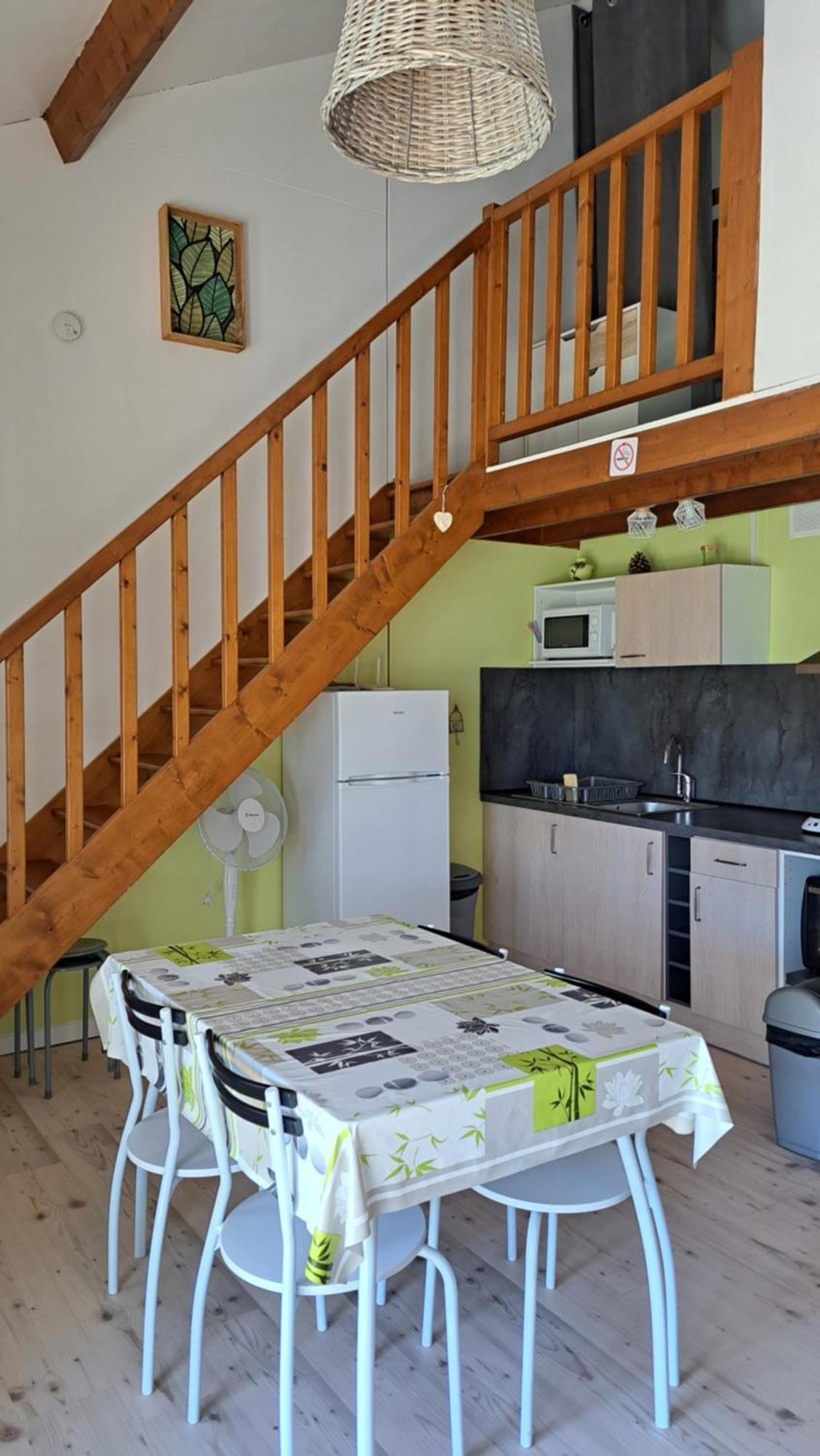 Villa Les Petits Chassezac Grospierres Esterno foto